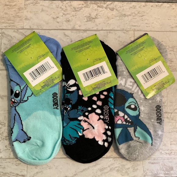 Disney Stitch from Lilo & Stitch 3 Piece No-Shows Sock Bundle - Picture 2 of 4